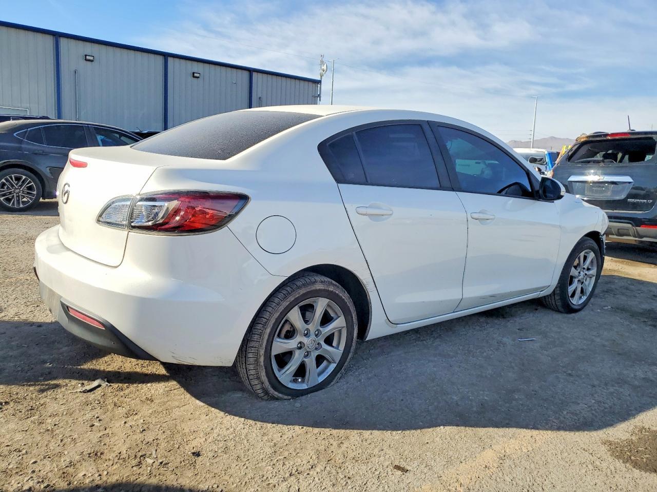 2010 Mazda 3 I