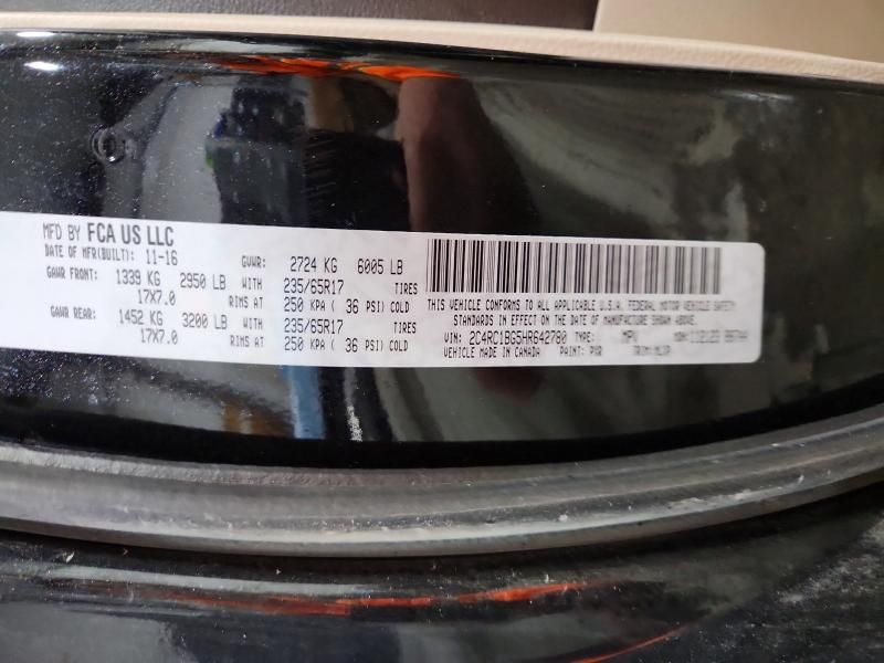 2017 Chrysler Pacifica Touring l