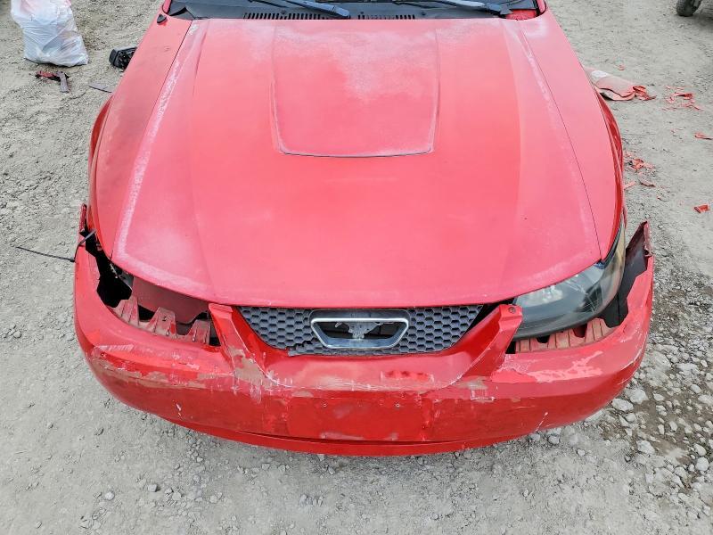 2004 Ford Mustang