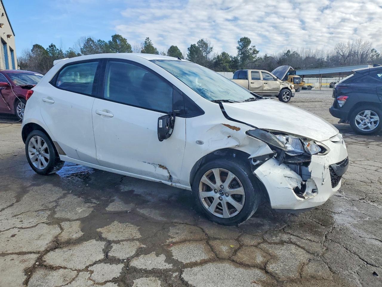 2013 Mazda 2
