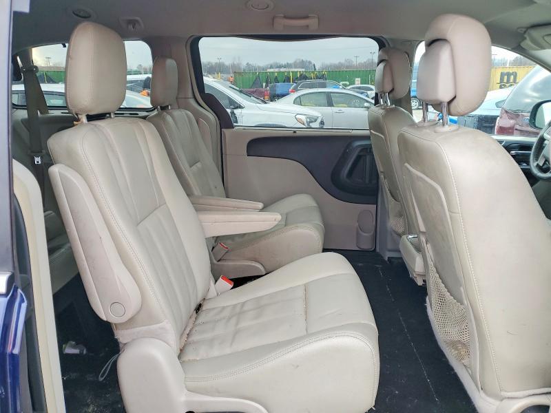 2015 Chrysler Town & Country Touring