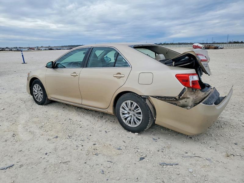 2012 Toyota Camry le