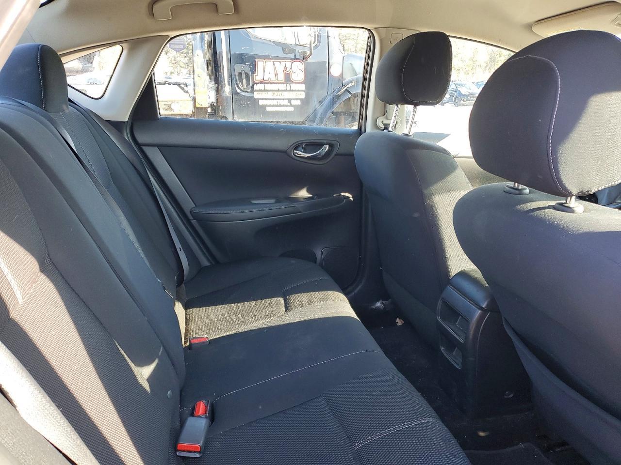2016 Nissan Sentra s