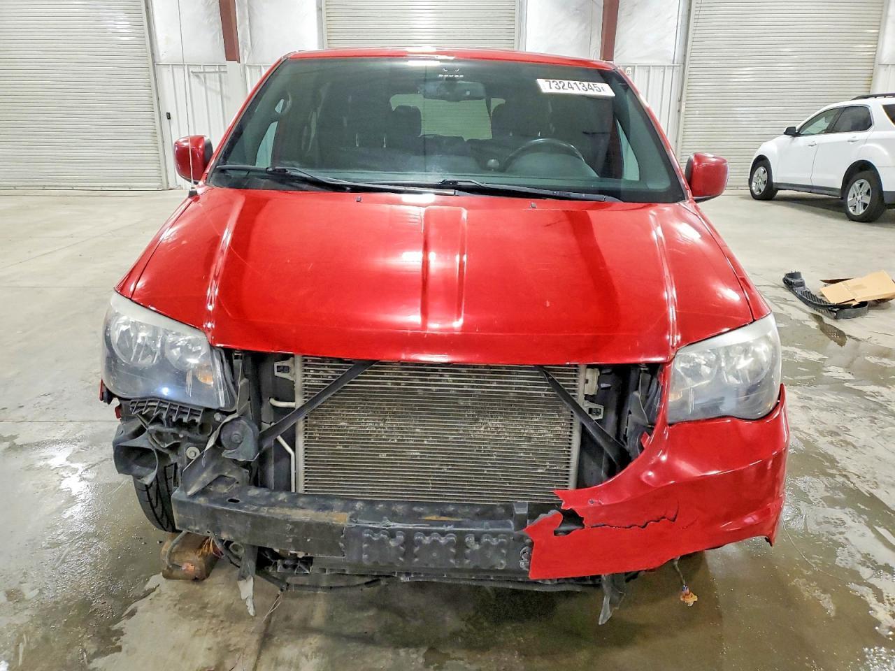 2014 Dodge Grand Caravan r
