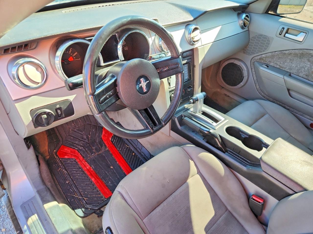 2005 Ford Mustang