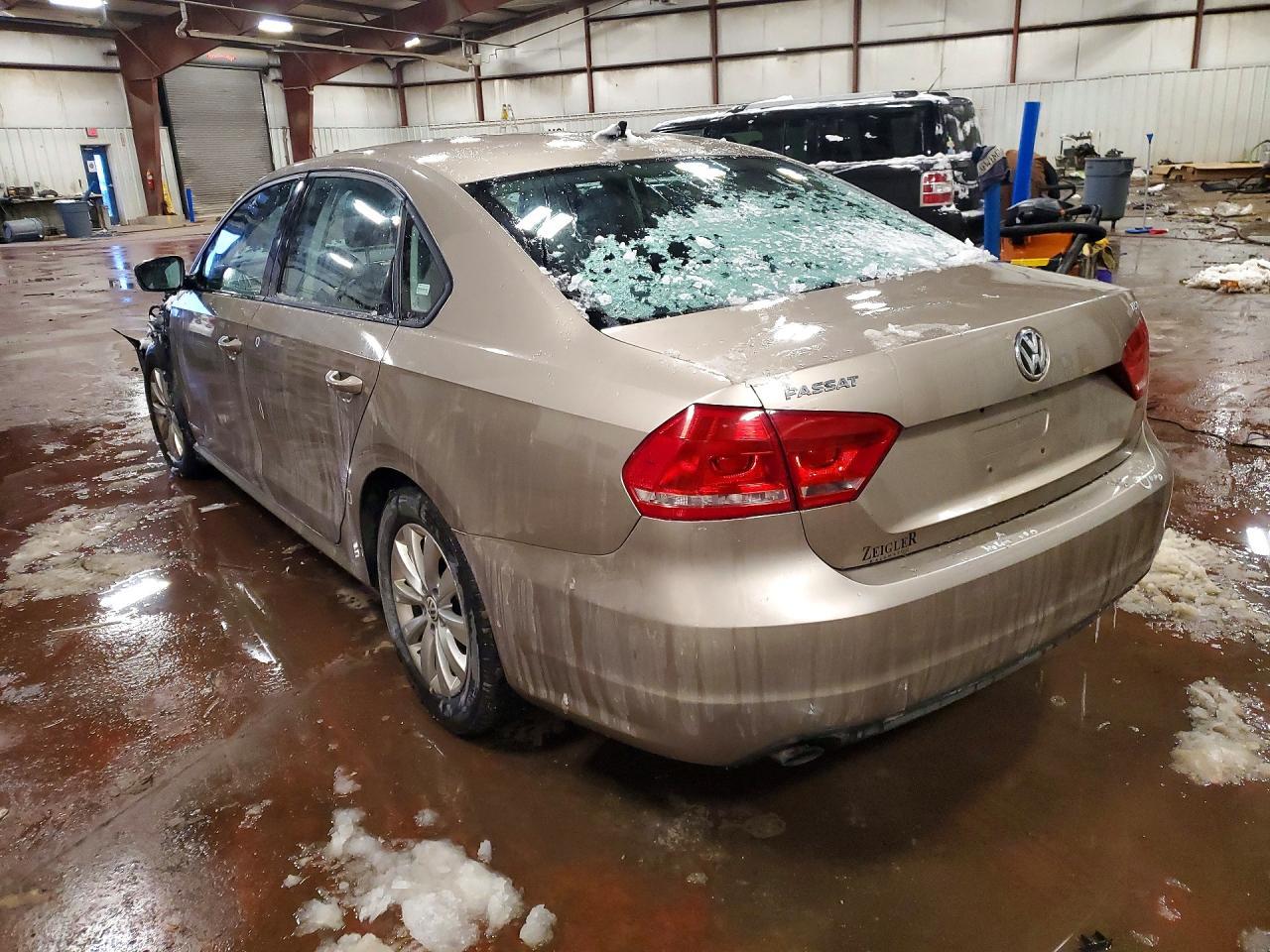 2015 Volkswagen Passat s