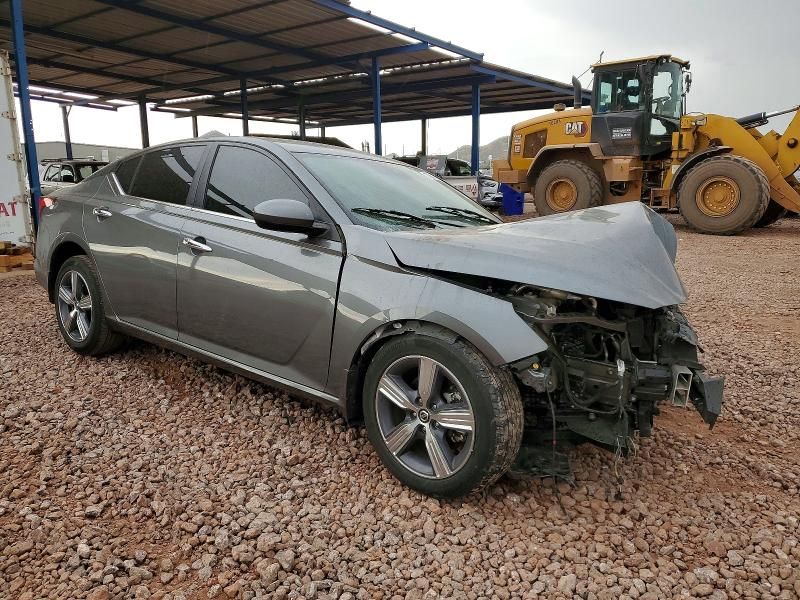 2021 Nissan Altima sv