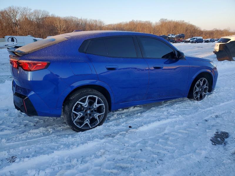 2025 BMW X2 M35i