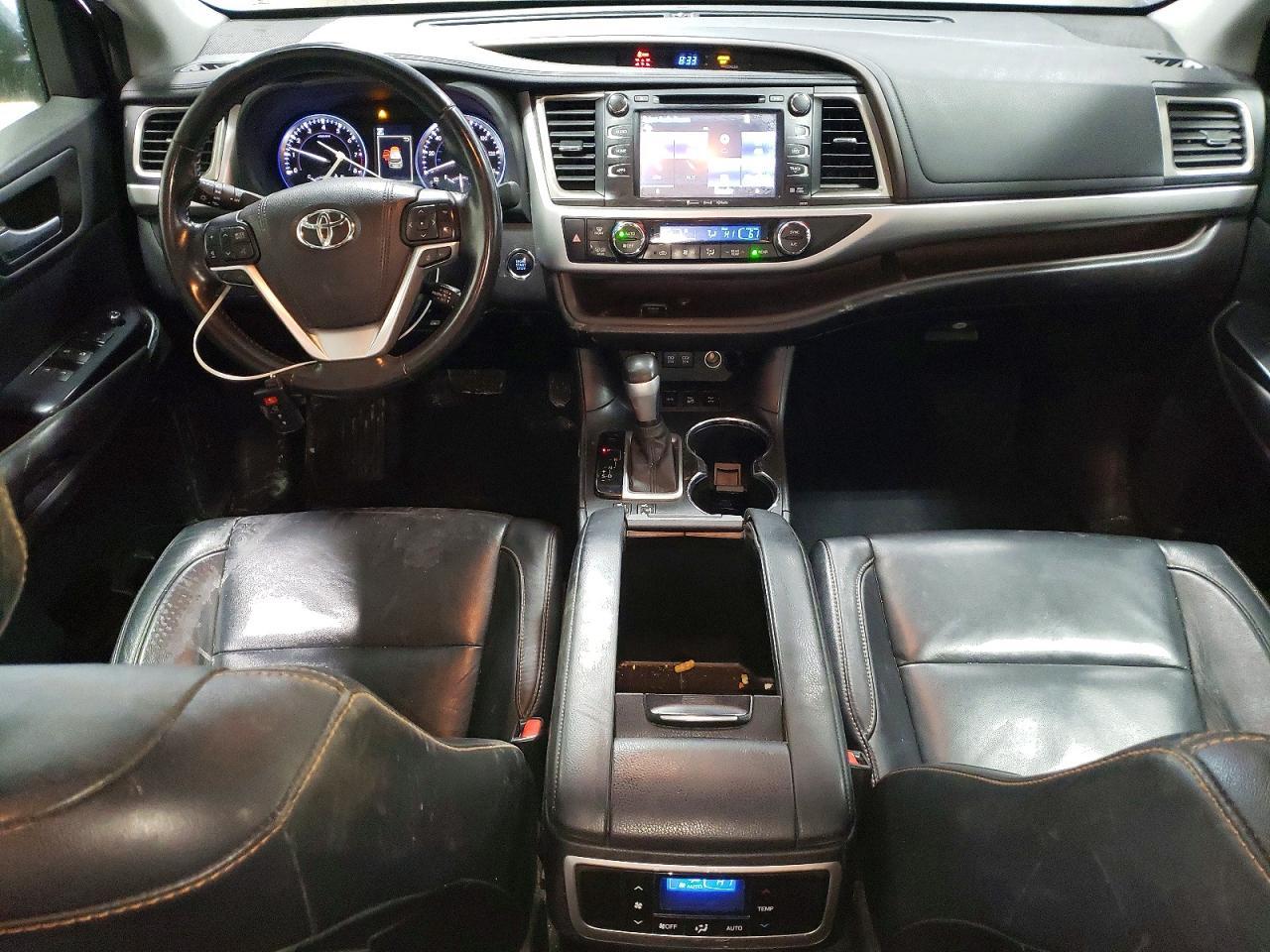 2017 Toyota Highlander se