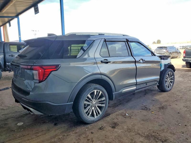 2025 Ford Explorer Platinum