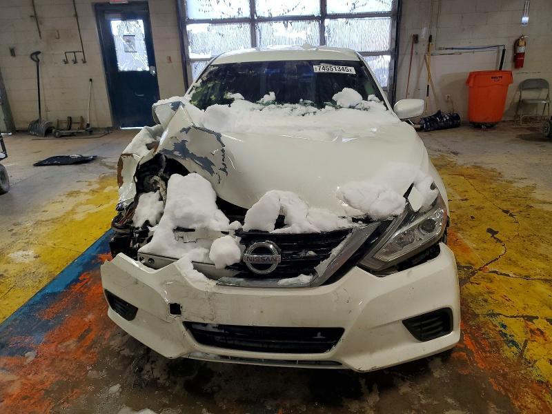 2018 Niss Altima 2.5