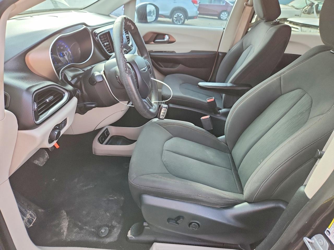 2017 Chrysler Pacifica Touring