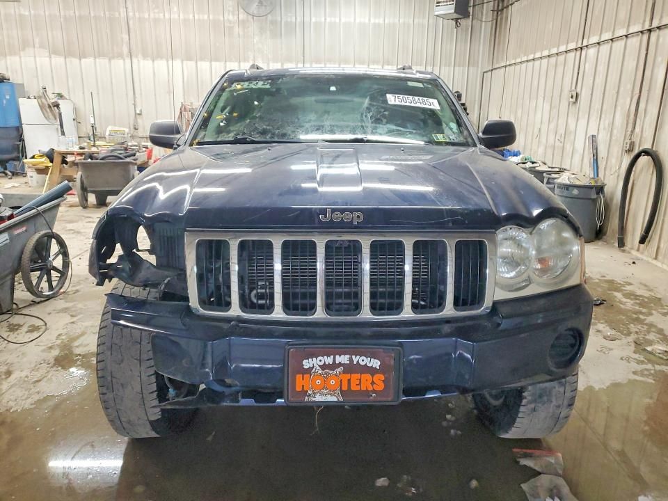 2006 Jeep Grand Cherokee Laredo