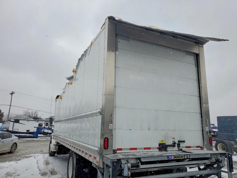 2024 Freightliner M2 106 Med-box Truck