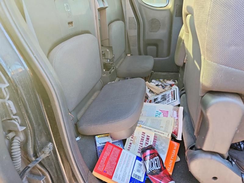 2008 Nissan Frontier King cab xe