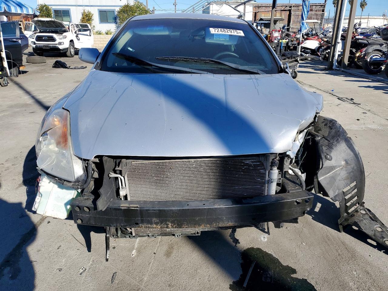 2009 Niss Altima