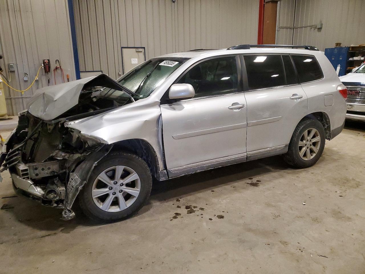 2013 Toyota Highlander Base