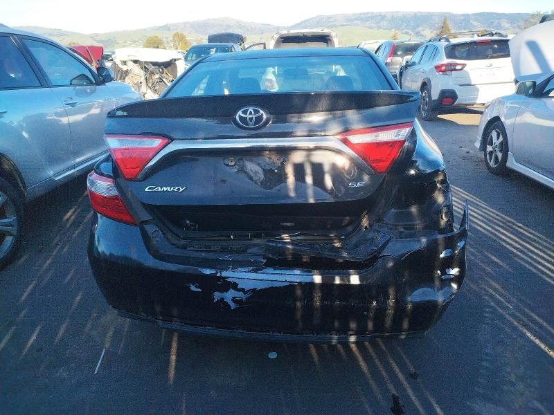 2015 Toyota Camry le