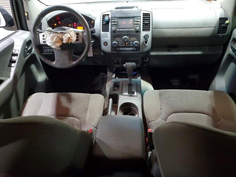 2014 Niss Frontier SV