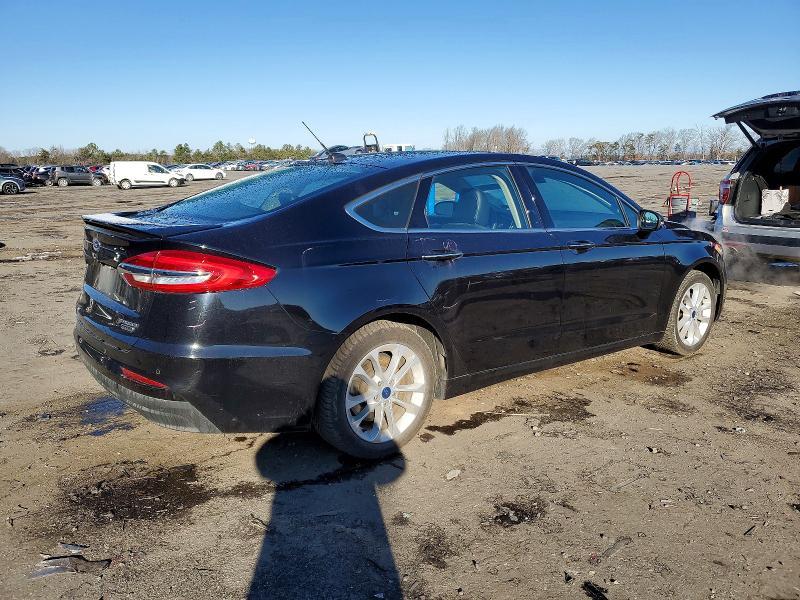 2020 Ford Fusion Titanium