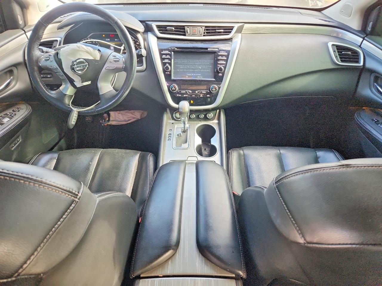 2017 Niss Murano Platinum