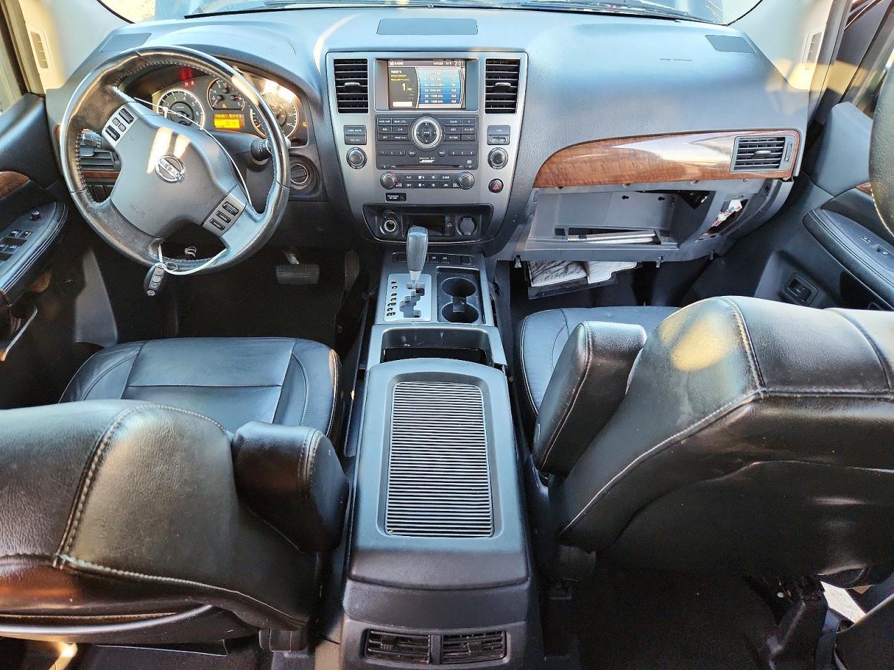 2010 Nissan Armada se