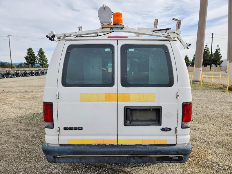 2010 Ford E250 Utility / Service Van