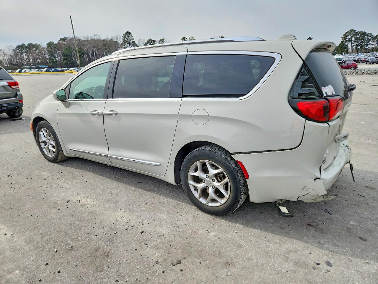 2020 Chrysler Pacifica Touring l Plus