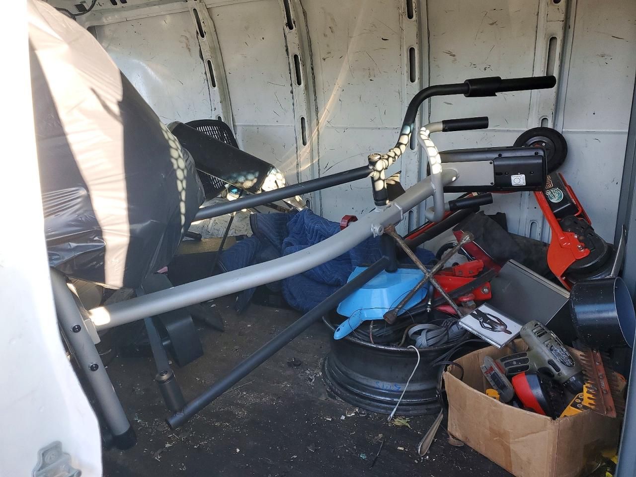 2007 Chevrolet Express G2500 Delivery Van