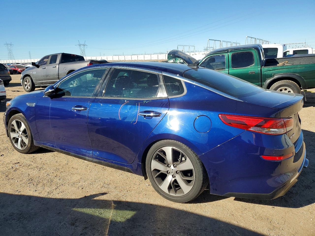 2019 KIA Optima s