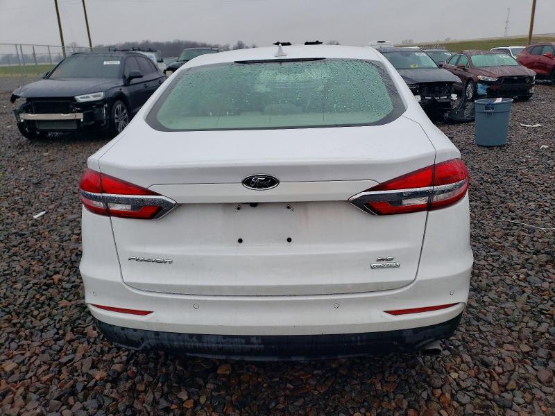 2020 Ford Fusion se