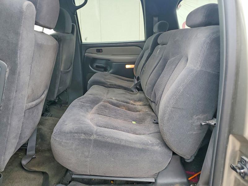 2002 Chevrolet Suburban C1500