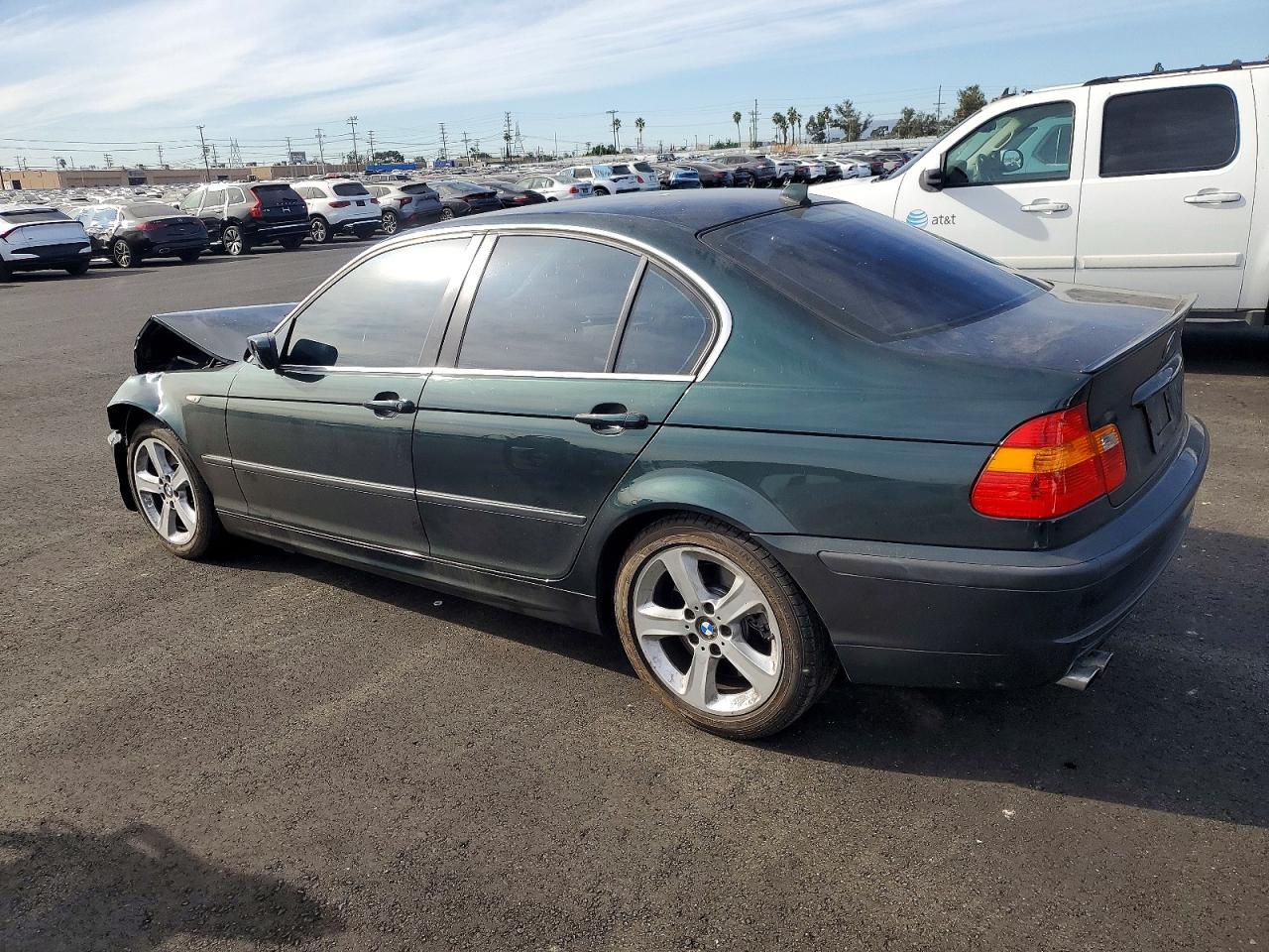 2005 BMW 330 i