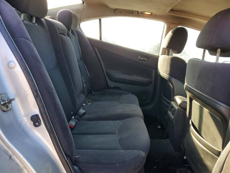 2012 Nissan Maxima s