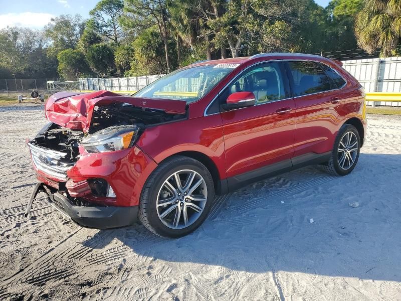 2020 Ford Edge Titanium