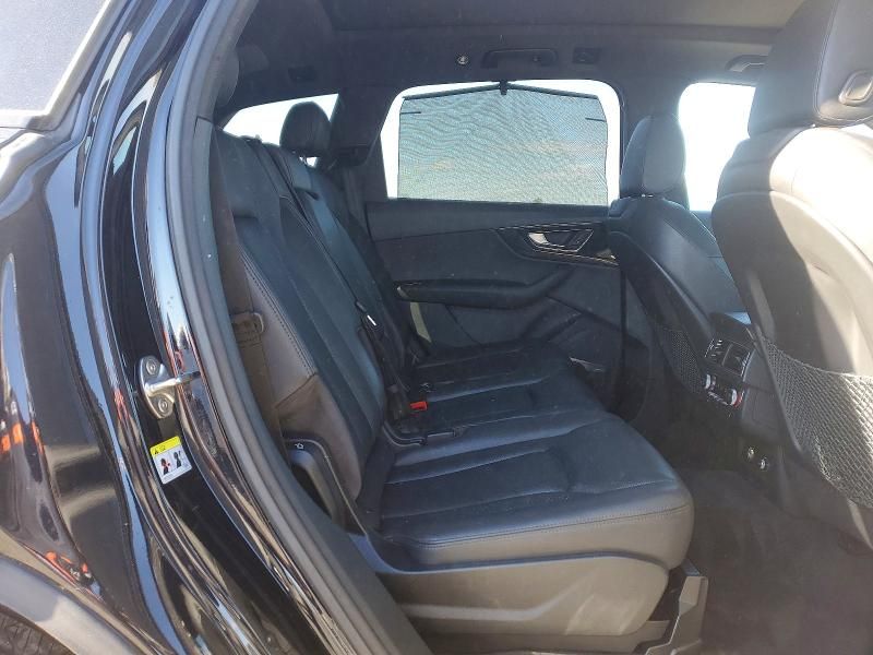 2019 Audi Q7 Prestige