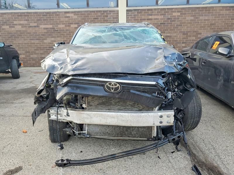 2025 Toyota Grand Highlander xle