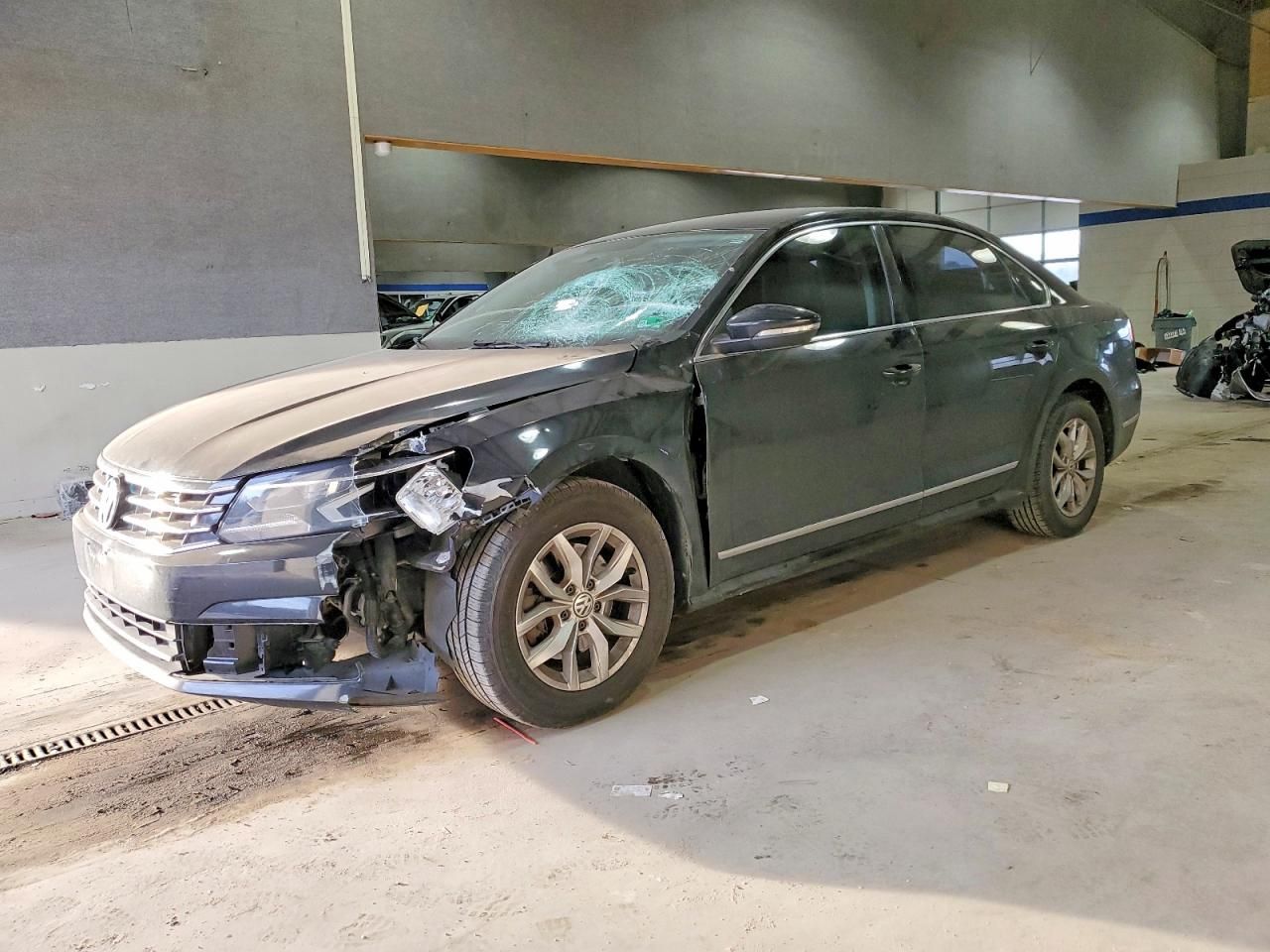 2016 Volkswagen Passat s