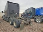 2015 Kenworth T680 Semi Truck