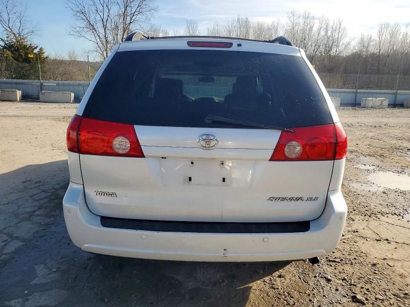 2007 Toyota Sienna xle