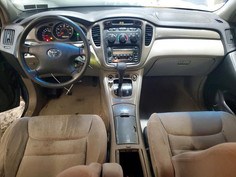 2002 Toyota Highlander Base