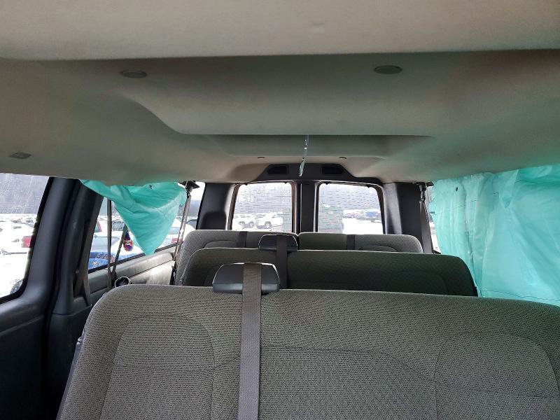 2022 Chevrolet Express G3500 LS