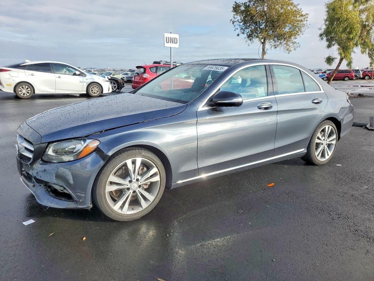 2015 Mercedes-Benz C300