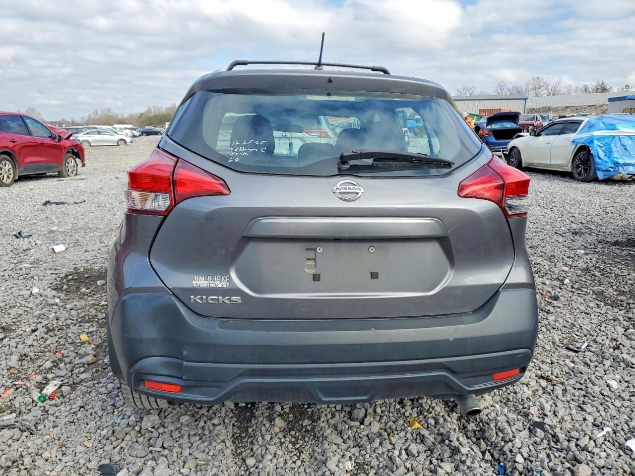 2018 Nissan Kicks s