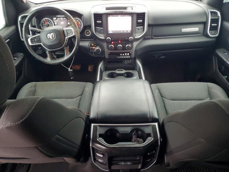 2022 Dodge Ram 1500 big Horn/lone Star