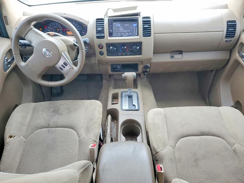 2007 Nissan Frontier Crew cab le