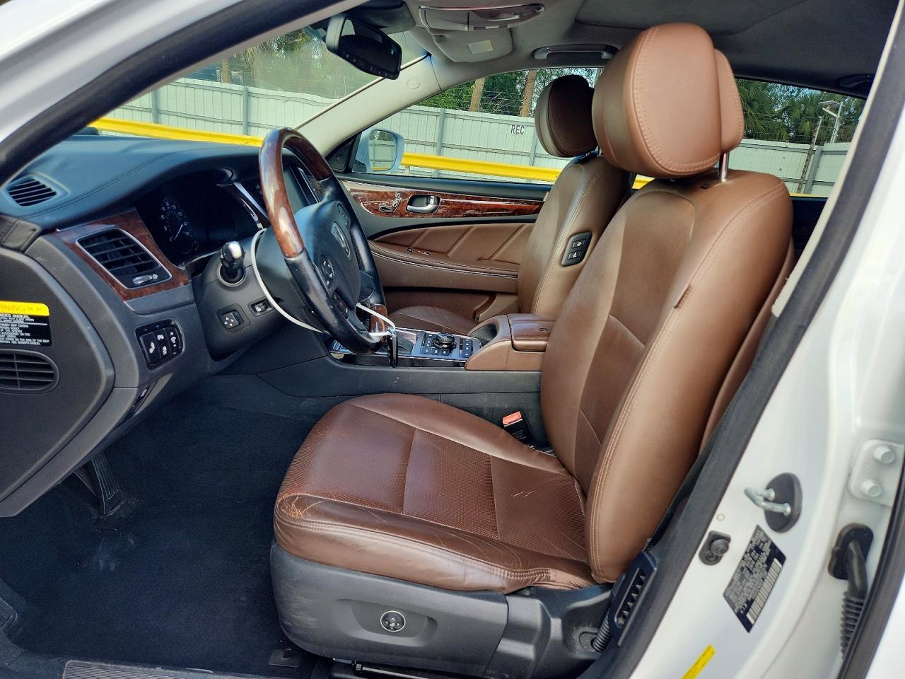 2015 Hyundai Equus Signature