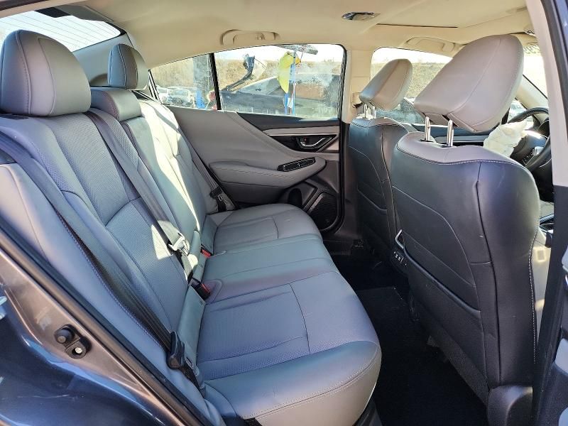 2022 Subaru Legacy Limited xt