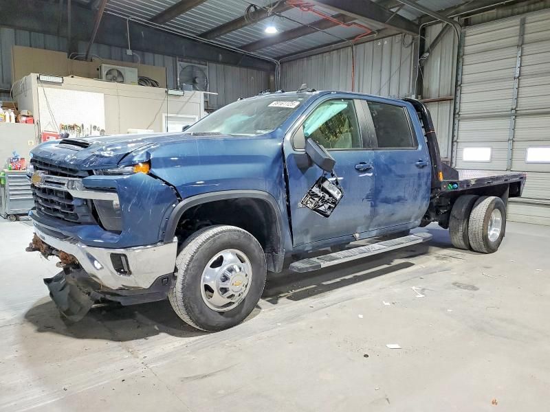 2024 Chevrolet Silverado K3500 lt