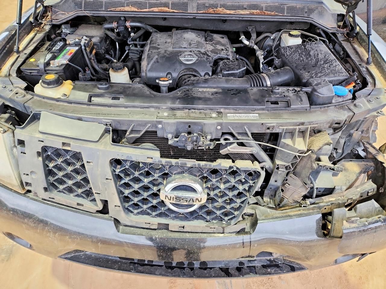 2011 Nissan Armada sv